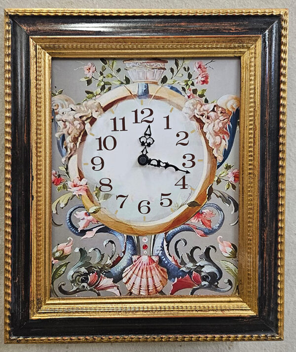 Orologio con cornice neoclassica