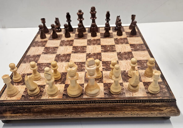 SCACCHIERA 1038